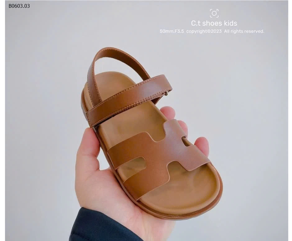 Dép xăng đan cho bé -Giá sỉ sz 26-30: 139k sz 31-36: 149k