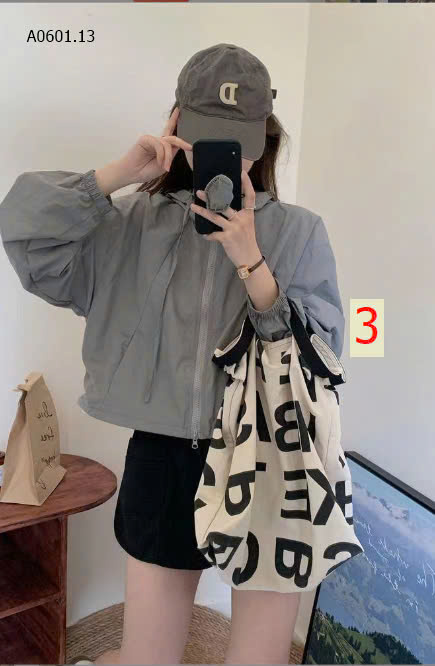 MÀU 3